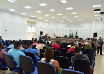 27ª Sessão Ordinária: Orçamento, Infraestrutura e Reconhecimento