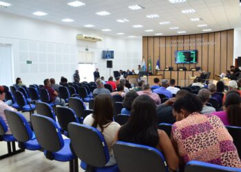 5ª Sessão Ordinária da Câmara de São Francisco de Itabapoana destaca investimentos e propostas para o município