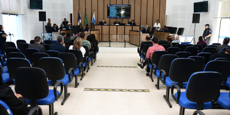 Câmara de São Francisco de Itabapoana realiza 6ª Sessão Ordinária com foco em áreas sociais e urbanas