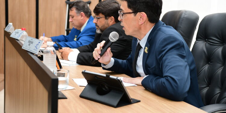 Câmara de São Francisco de Itabapoana aprova suplementação orçamentária de R$ 15,2 milhões na 16ª Sessão Ordinária
